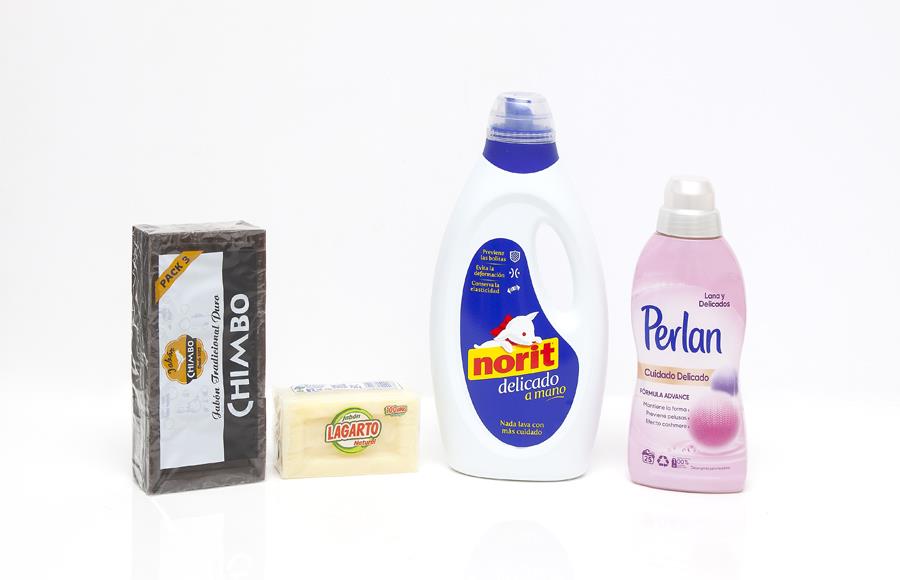 foto DETERGENTES LAVADO ROPA MANUAL
